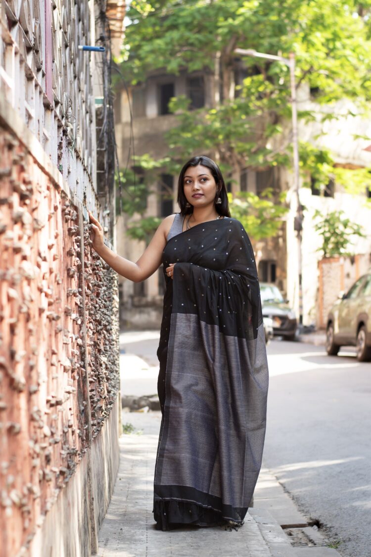 Black Multibuta Cotton Jamdani Saree