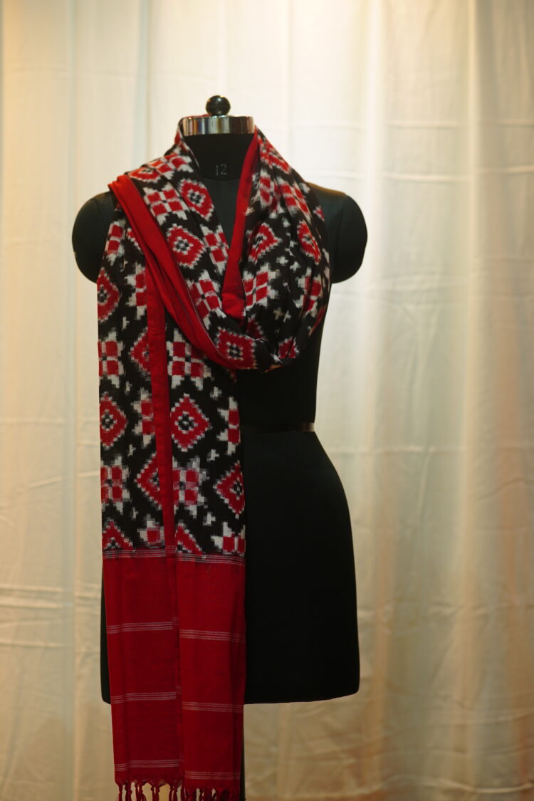 Black-Red Telia Rumal Pochampally Double Ikat Cotton dupatta