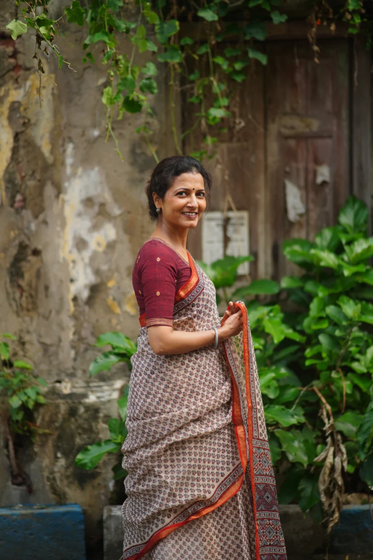 Kota Saree in Ajrakh print with Floral Motif - Image 6