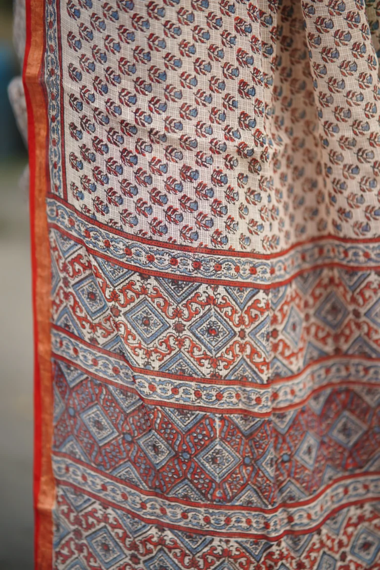 Kota Saree in Ajrakh print with Floral Motif - Image 5