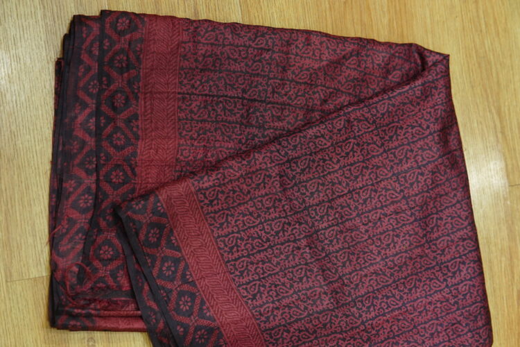 Maroon Tasar Saree with Bagh Print - Image 7