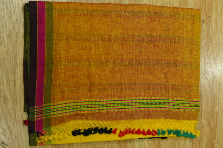 Yellow Kala Cotton Bhujori  Saree with mirror work in pallu - Image 6