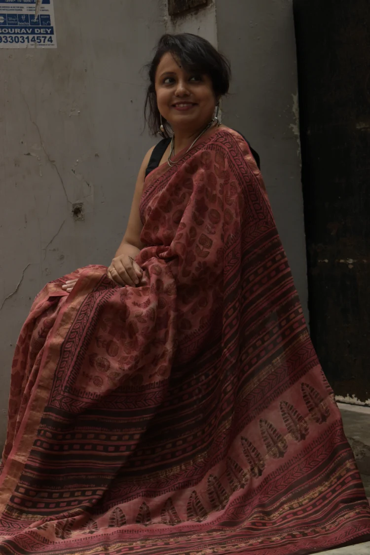Terracotta Pink Maheshwari Saree with Vanaspati Print - Image 3