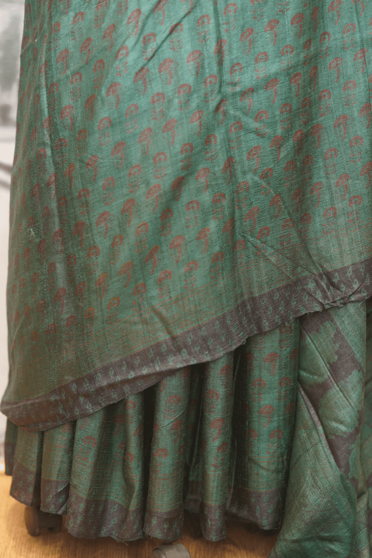 Green Pure Tasar Silk Saree with Bagh Print - Image 4