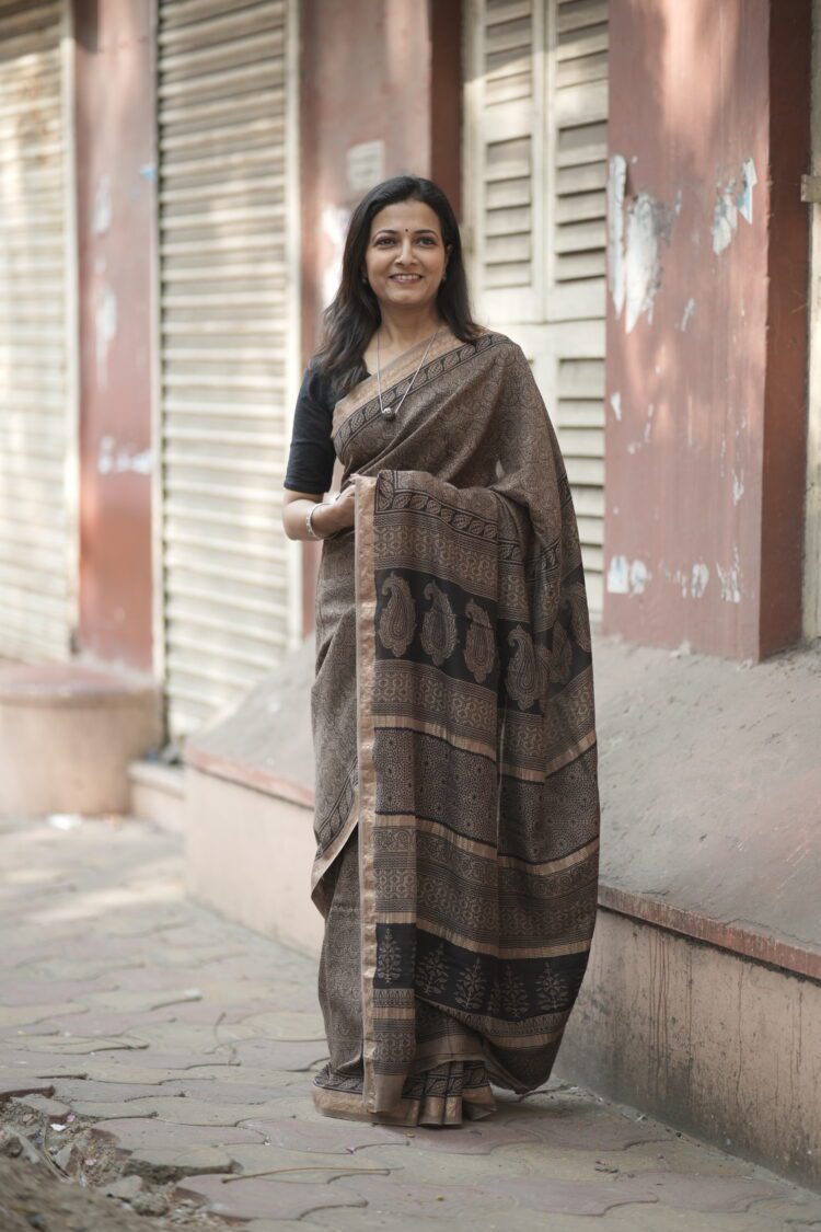 Grey Maheshwari saree with traditional Bagh hand block print