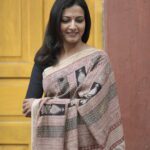 Grey with Maroon stipe Maheshwari saree with traditional Bagh hand block print