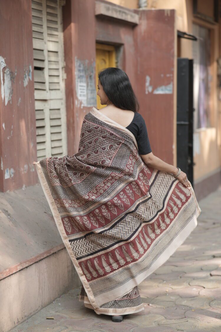 Authentic Maheshwari Bagh print saree by Avoran
