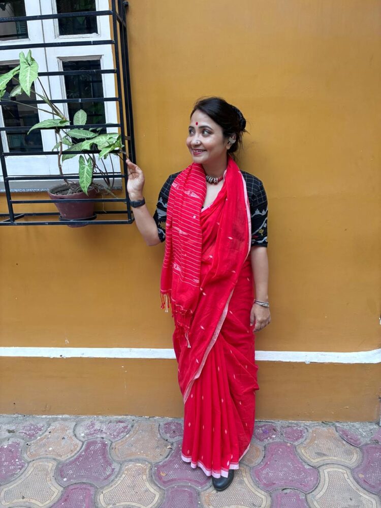 Red cotton Jamdani saree with small buta handwoven motifs