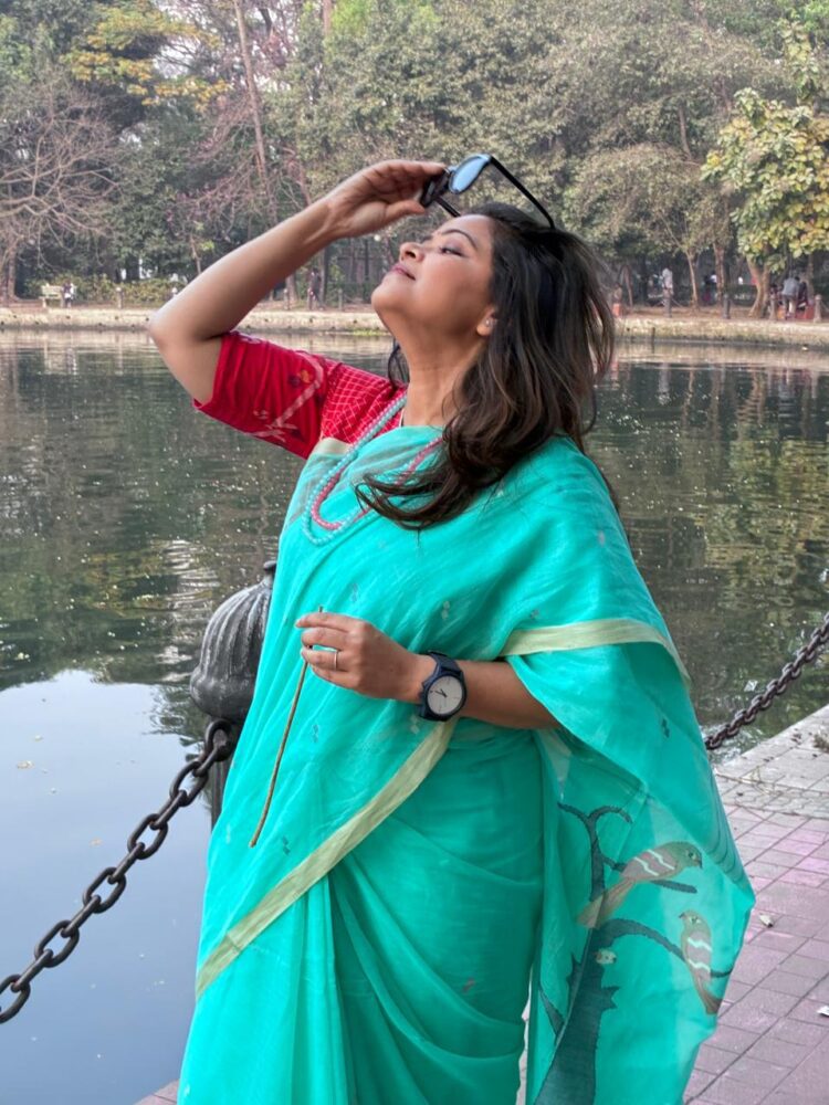 Sea green bird motif in pallu handwoven jamdani saree