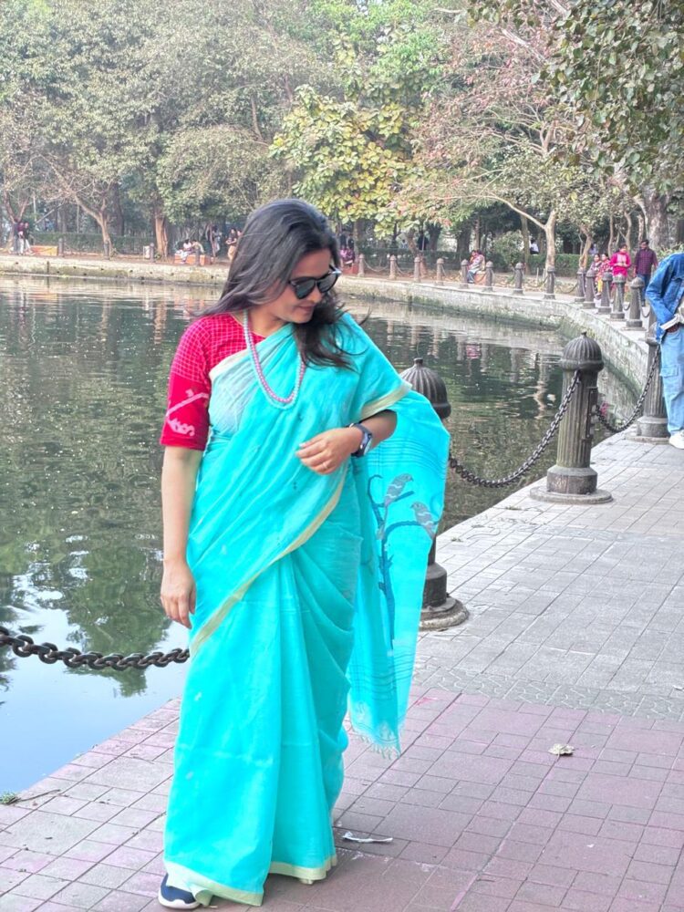 Sea green bird motif in pallu handwoven jamdani saree