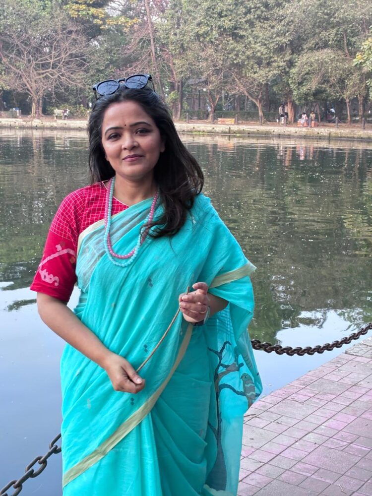 Sea green bird motif in pallu handwoven jamdani saree