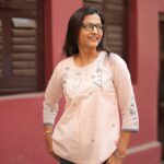 Handwoven peach Jamdani top with lining by Avoran