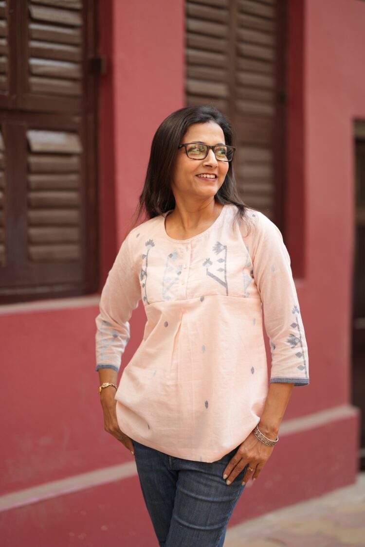 Handwoven peach Jamdani top with lining by Avoran